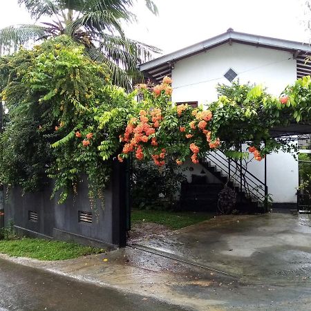 Sunny Side 89 Hotel กอลล์ ภายนอก รูปภาพ