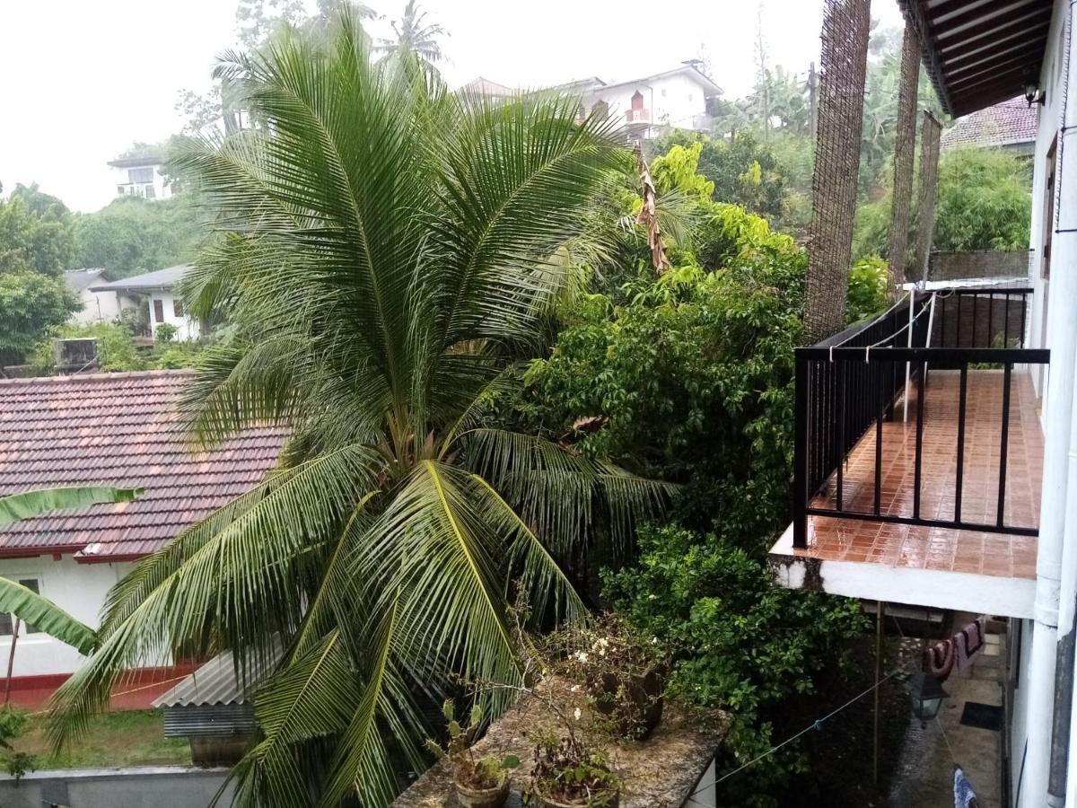 Sunny Side 89 Hotel กอลล์ ภายนอก รูปภาพ