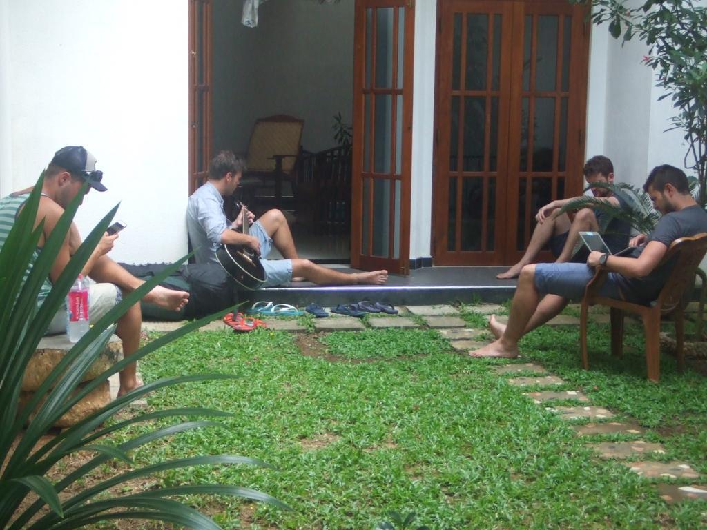 Sunny Side 89 Hotel กอลล์ ภายนอก รูปภาพ